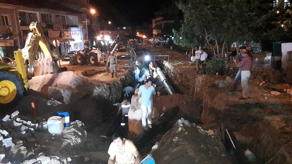 Simav\'da Jeotermal Ana Hatları Yenileniyor
