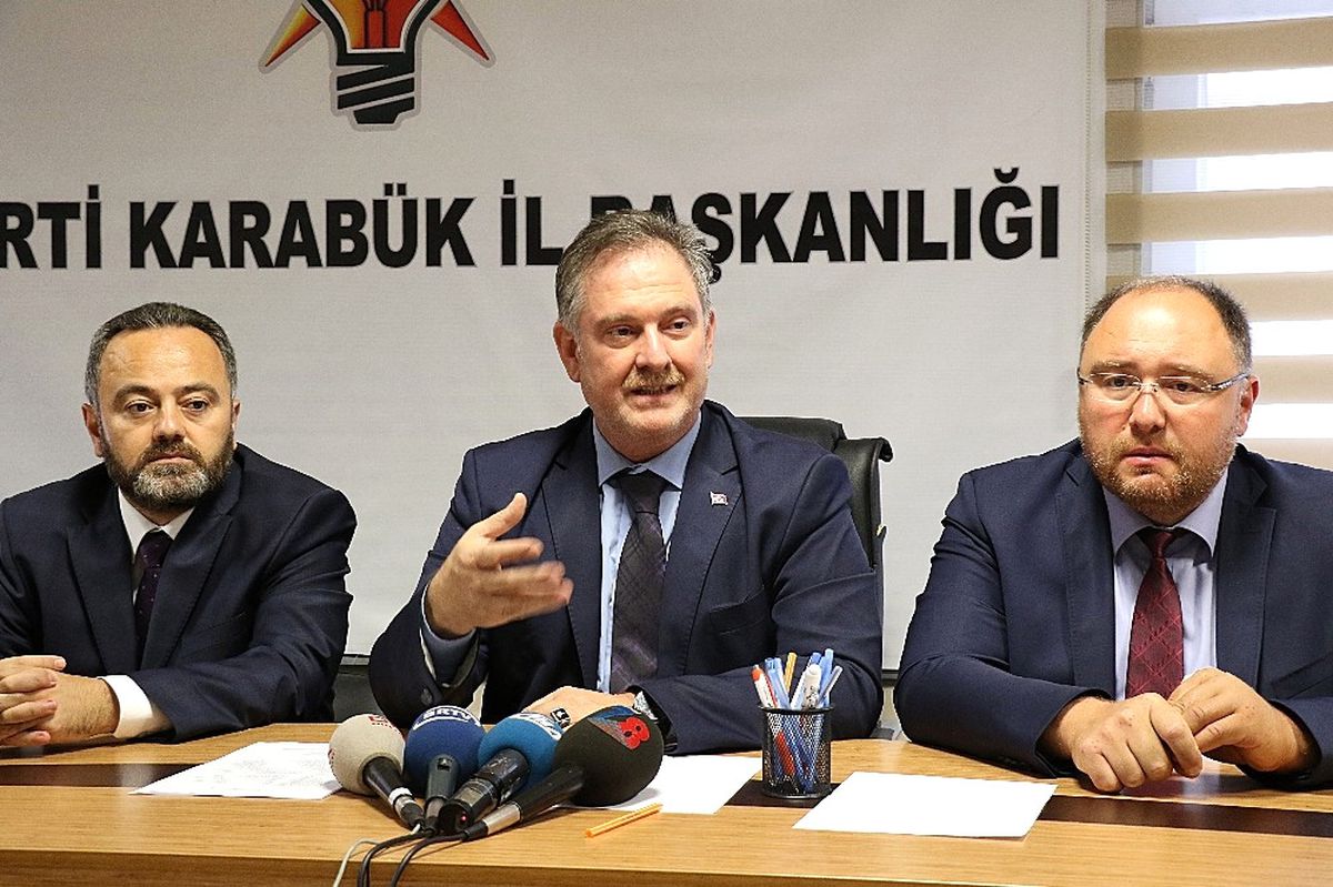 AK Parti İl Başkanı Saylar İstifasını Açıkladı
