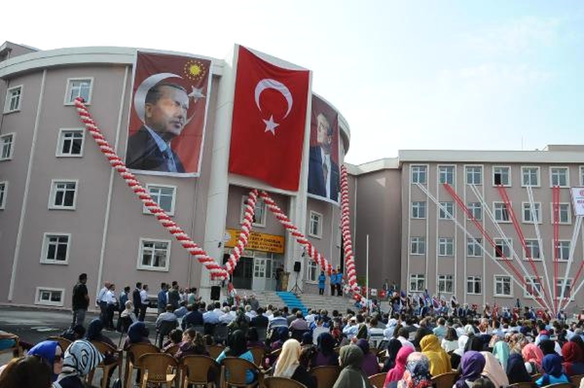 Bilal Erdoğan, Babasının İsminin Verildiği Okulu Açtı