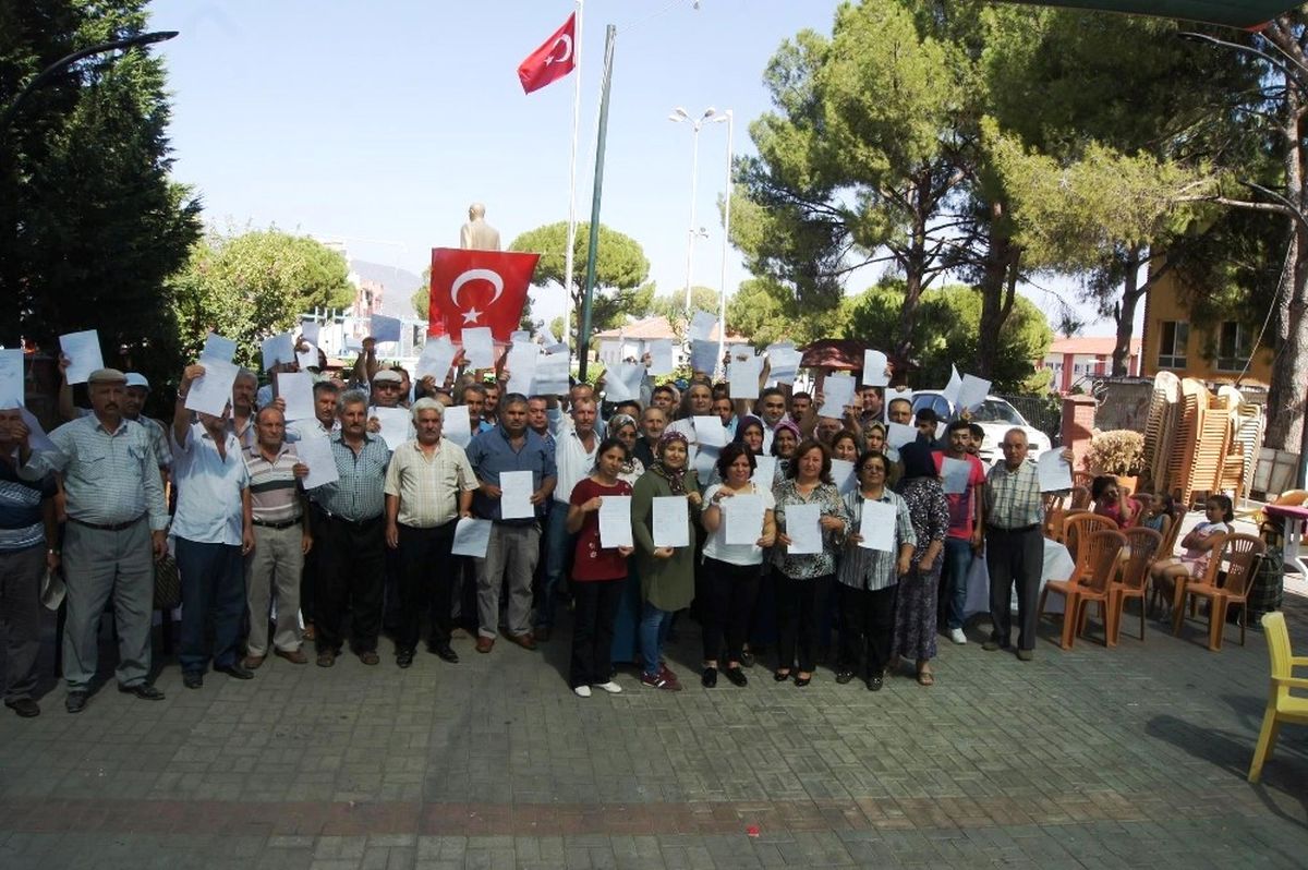 Bozdoğan MHP\'de 70 Kişi İstifa Etti