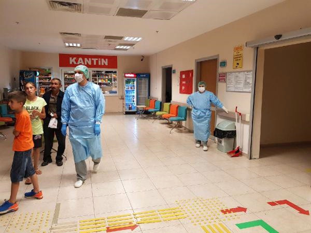Bursa\'da \'Uyuz Salgını\' Şüphesiyle Hastaneye Giden 16 Kişi de \'Polen Alerjisi Çıktı