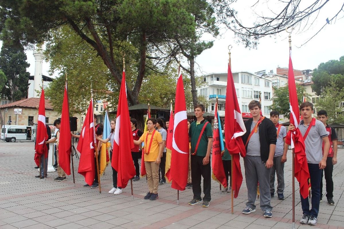Gaziler Bir Kez Daha Unutulmadı