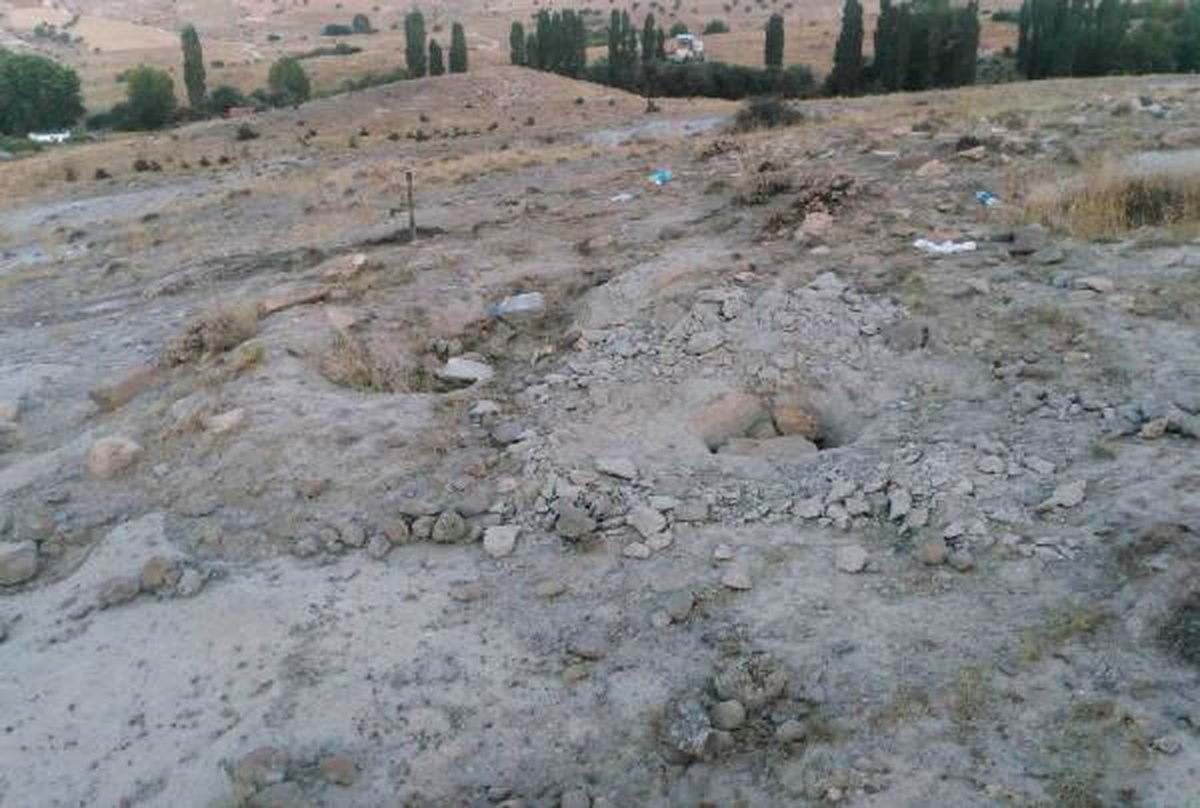 Kaçak Kazı Yapan 4 Şüpheli Suçüstü Yakalandı