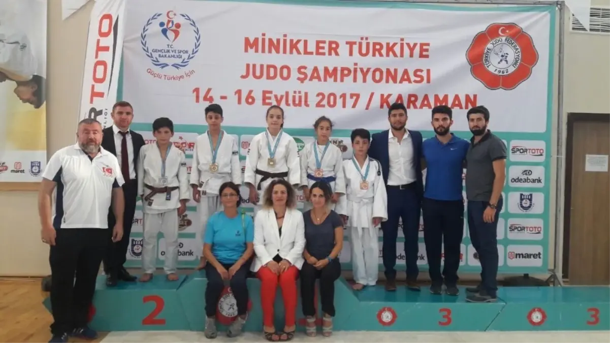 Kağıtsporlu Minik Judocular Bu Yıl da Zirvede