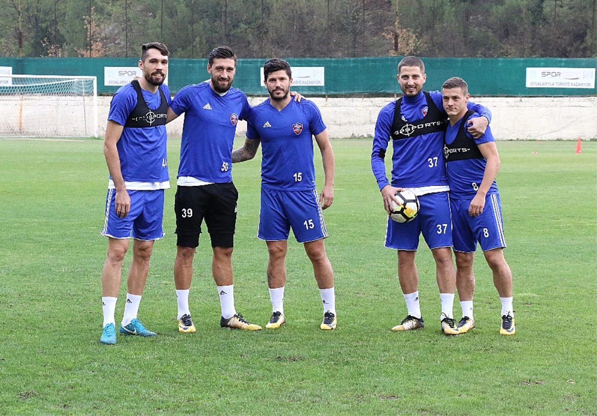 Karabükspor\'da 5 Futbolcu Rumen Milli Takımı\'na Davet Edildi