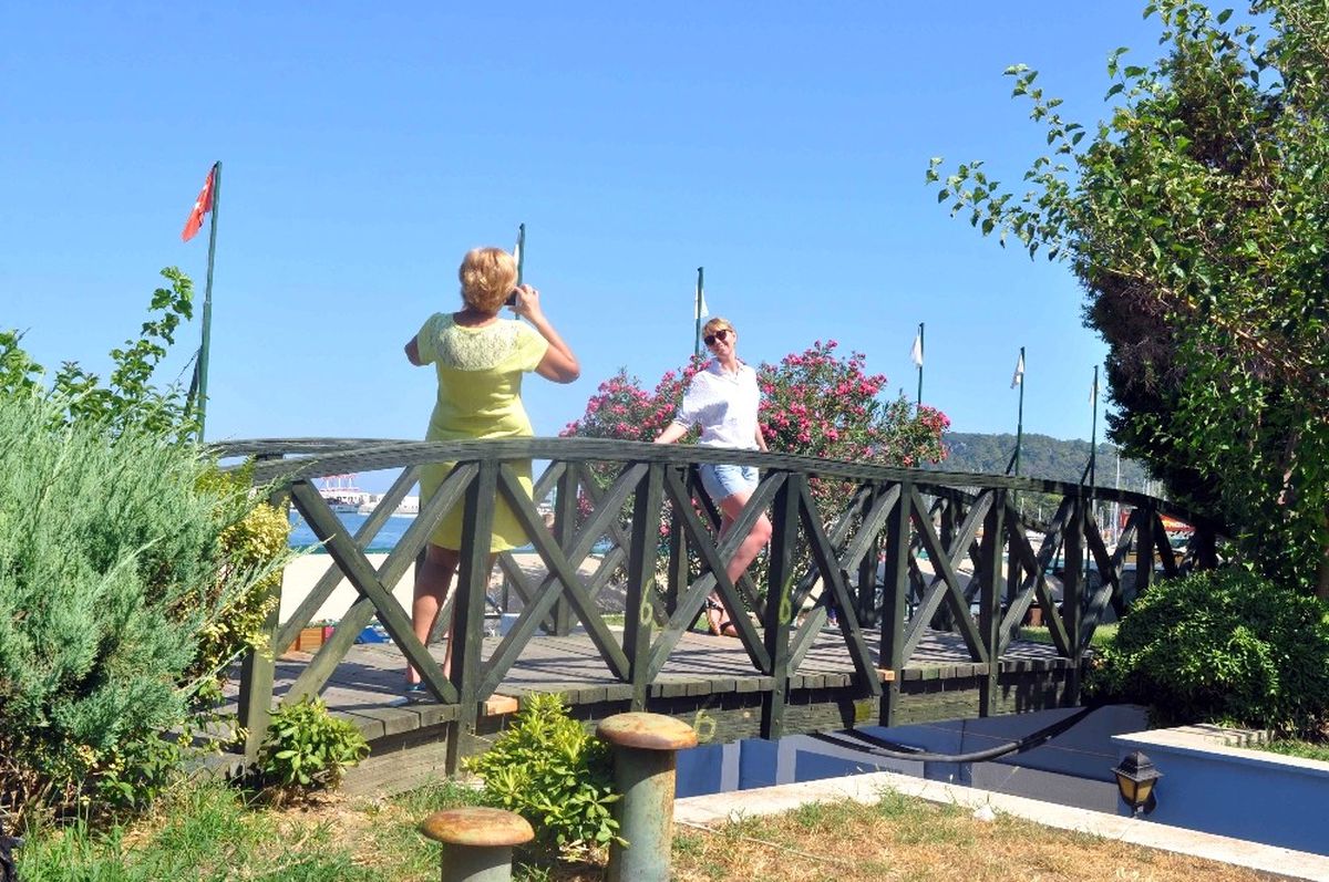 Kemer\'de Köprüler Yenileniyor