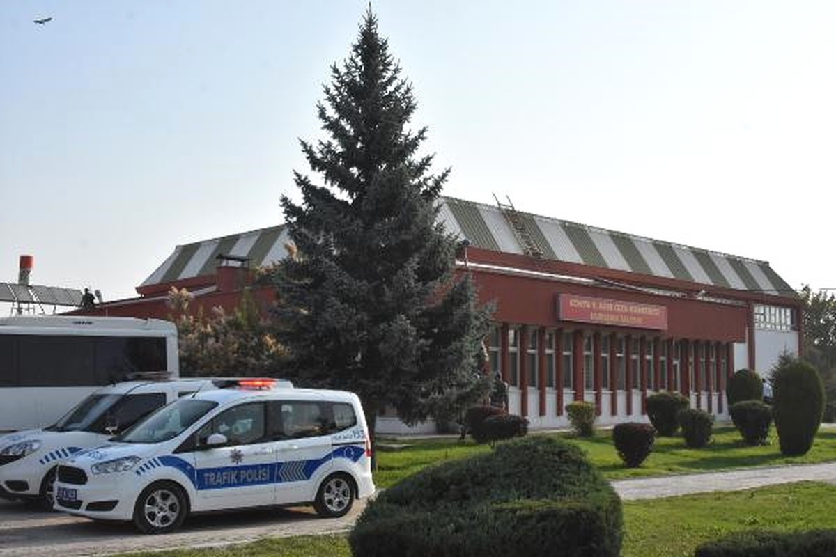 Konya\'daki Fetö Çatı Davası Spor Salonunda Görülüyor