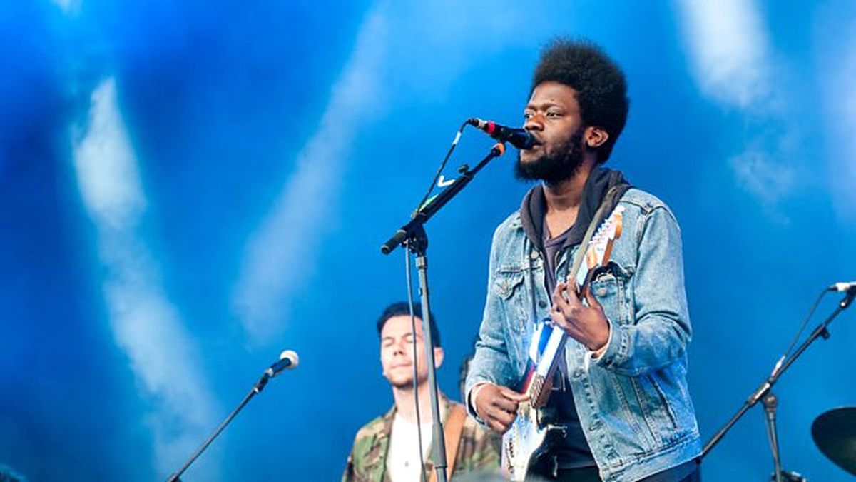 Michael Kiwanuka, Zorlu Psm\'de Sahne Alacak