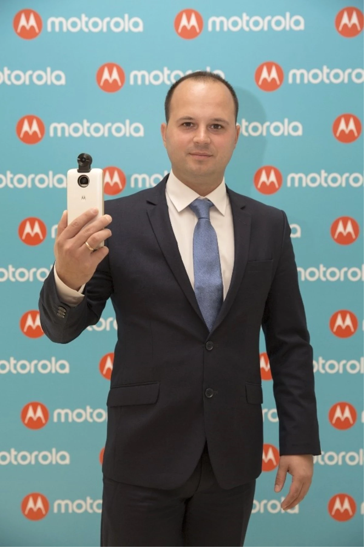 Motorola Yeni Modlarını Tanıttı