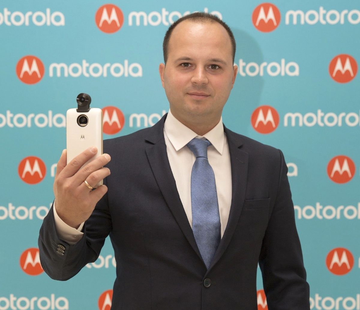 Motorola Yeni Modlarını Tanıttı