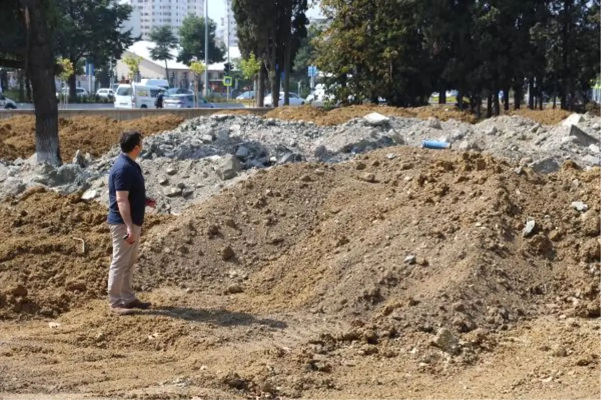 Okul Arazisine Ne Yapılacağı Kördüğüme Döndü