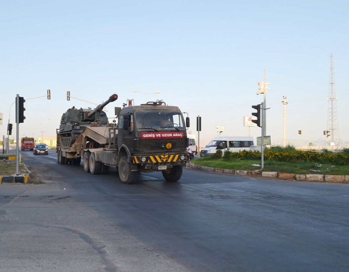 Sınıra Tank Sevkiyatı