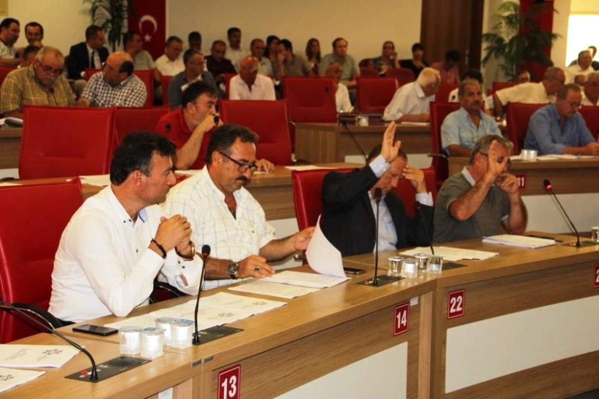 Ümmet Akın\'dan Büyükşehir Belediye Meclisine Soru Önergesi