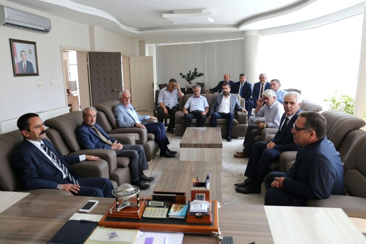 Vali Aktaş, Esnaf Sanatkarlar ve Odalar Birlik Başkanlığını Ziyaret Etti