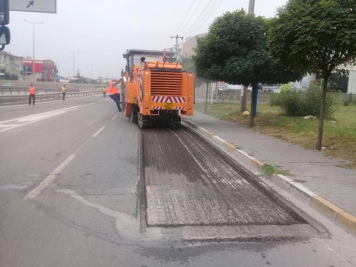 Asfalt Çalışması Trafiği Etkilemeden Tamamlandı