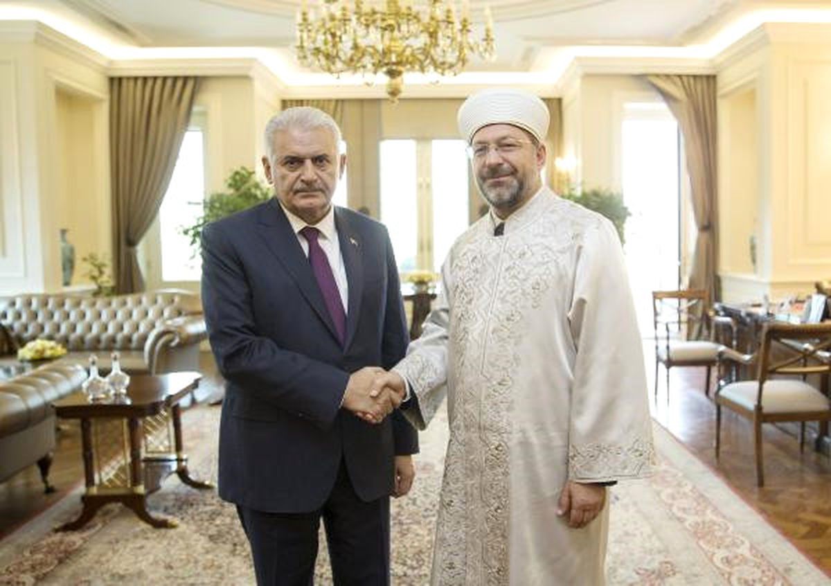 Başbakan Yıldırım, Diyanet İşleri Başkanı Erbaş\'ı Kabul Etti