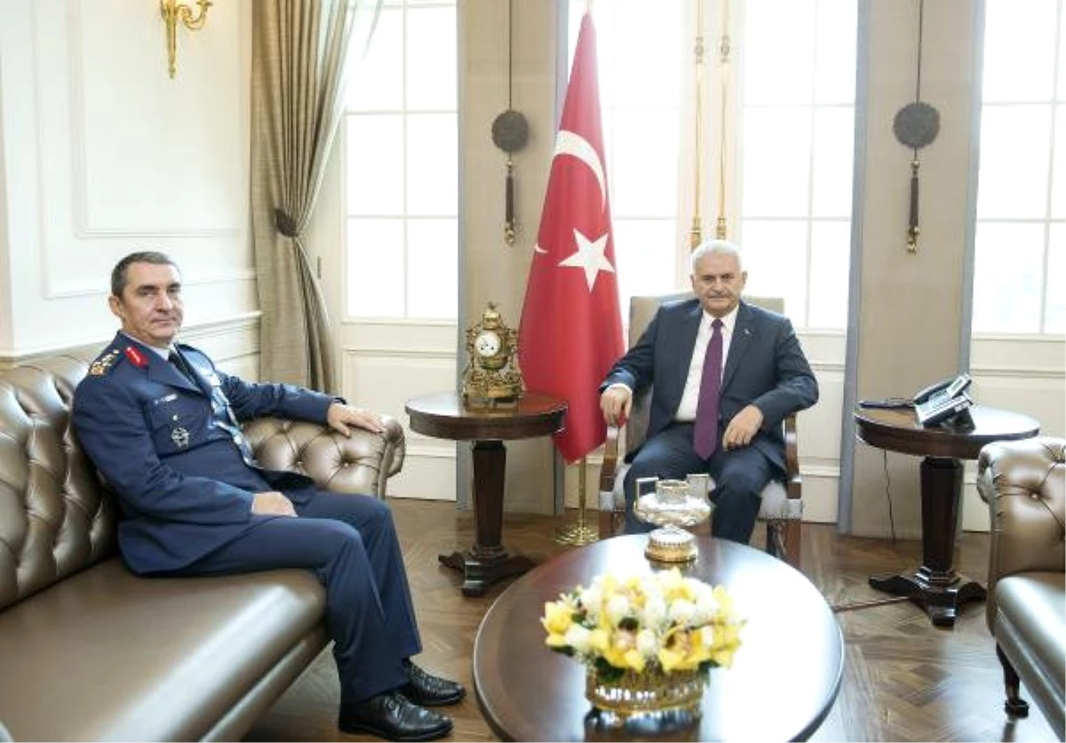 Başbakan Yıldırım, Hava Kuvvetleri Komutanı Küçükakyüz\'ü Kabul Etti