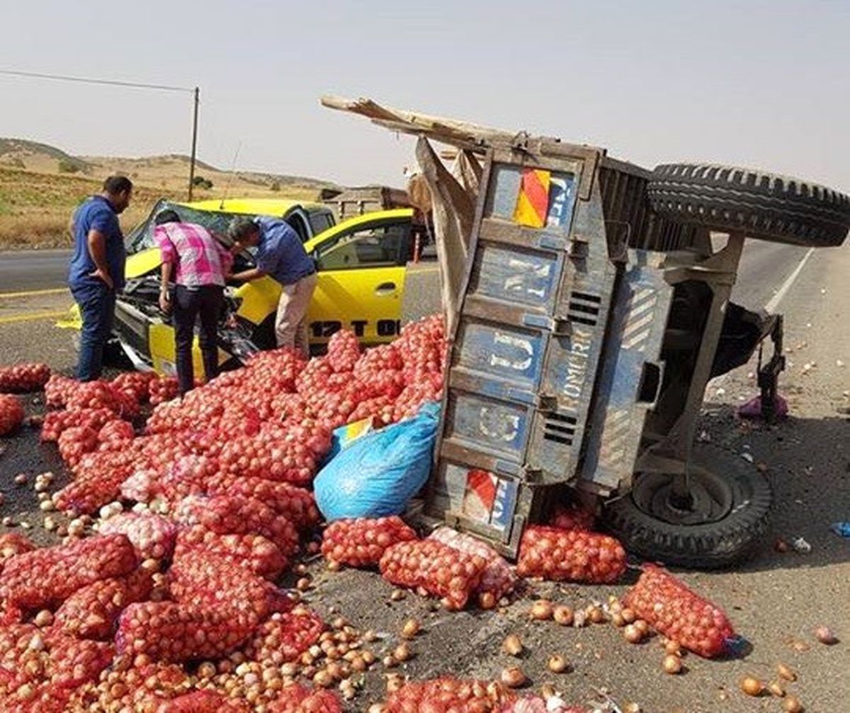 Bingöl\'de Trafik Kazası: 3 Yaralı