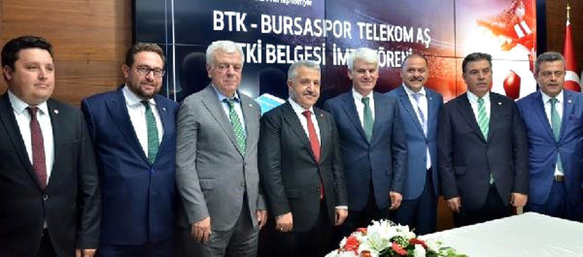 Bursaspor\'dan Dev Anlaşma