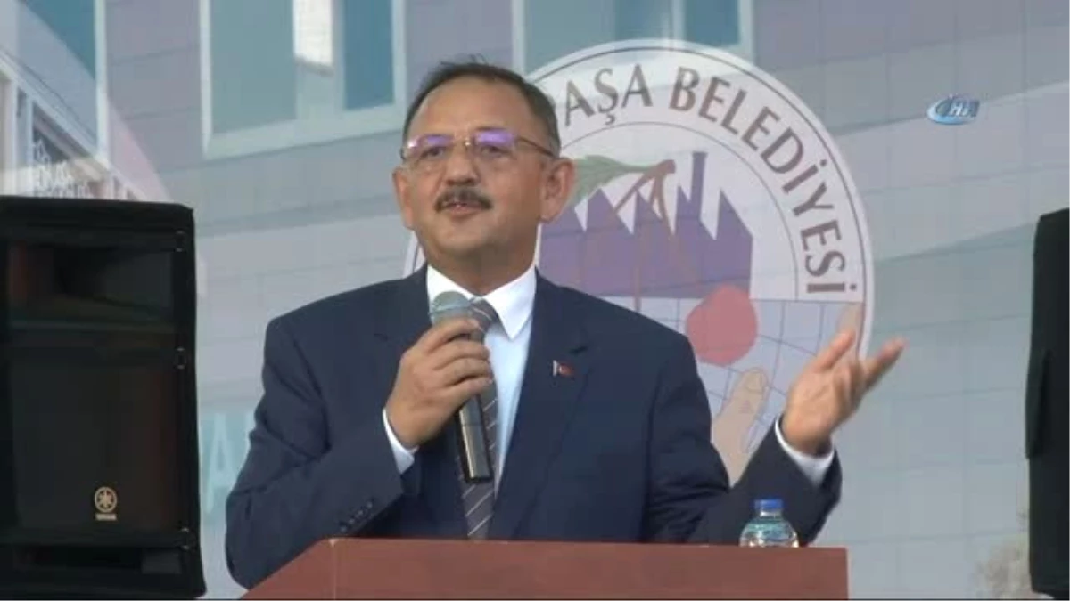 Çevre ve Şehircilik Bakanı Özhaseki İzmir\'de Açıklaması
