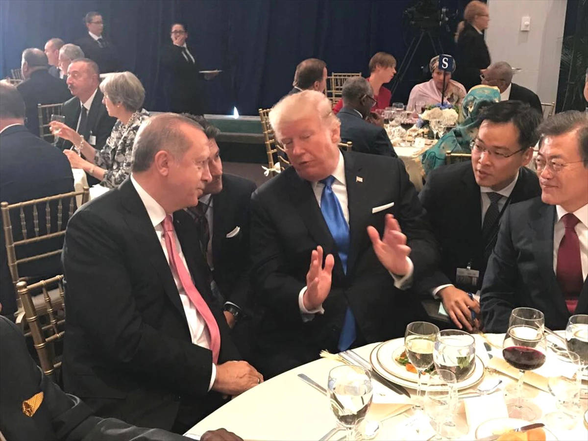 Erdoğan\'a Trump\'la Samimi Fotoğrafı Soruldu: Kimseyi İçeri Sokmadık, Nereden Gördünüz