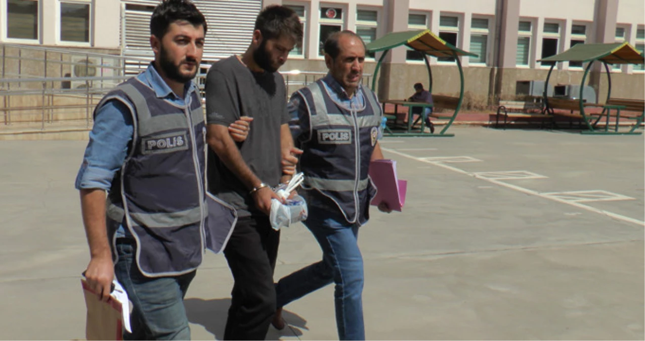 Borcunu Ödeyemeyince Kendini Bağlatıp "Soyuldum" Dedi Ama Polisi Kandıramadı