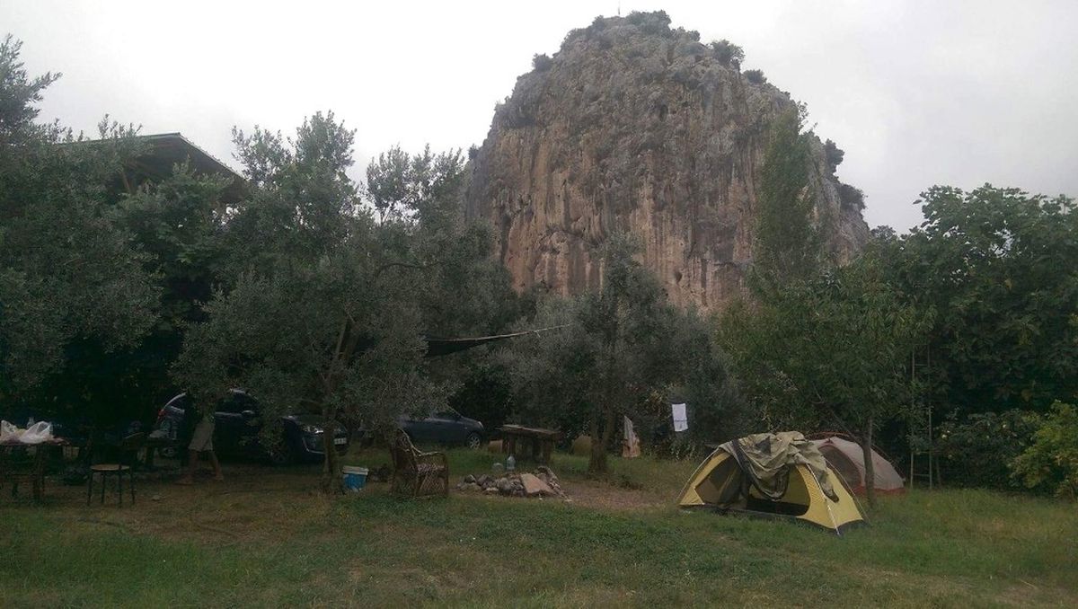 İznik\'te Kaya Tırmanış Rotaları Açıldı