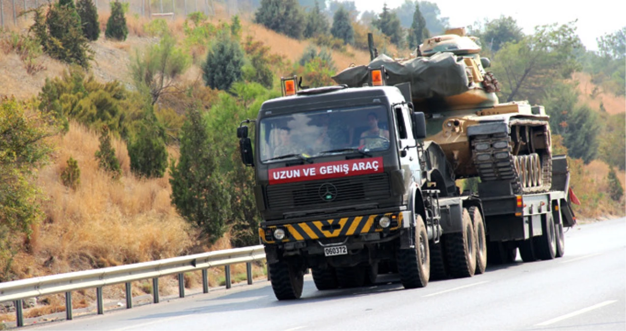 Afrin\'e Kara Operasyonu mu! Obüslerden Sonra Şimdi de Tanklar Gitti