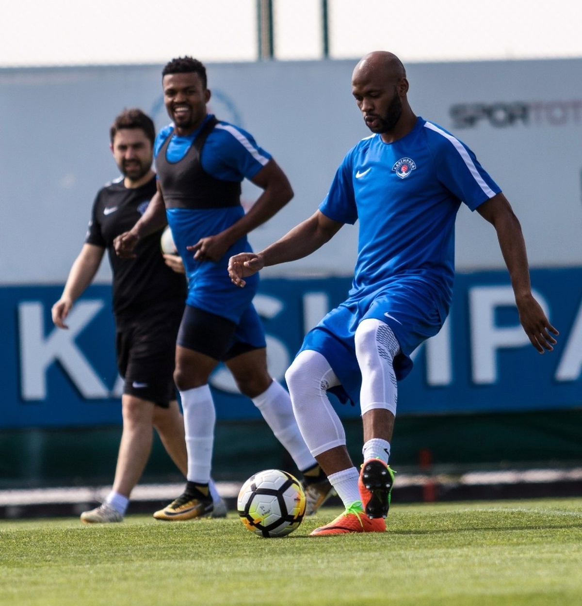 Kasımpaşa, Kayserispor Maçı Hazırlıklarını Sürdürüyor