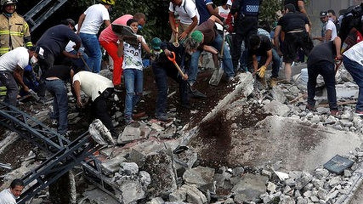 Meksika: En Az 220 Ölü Arama Kurtarma Çalışmaları Sürüyor