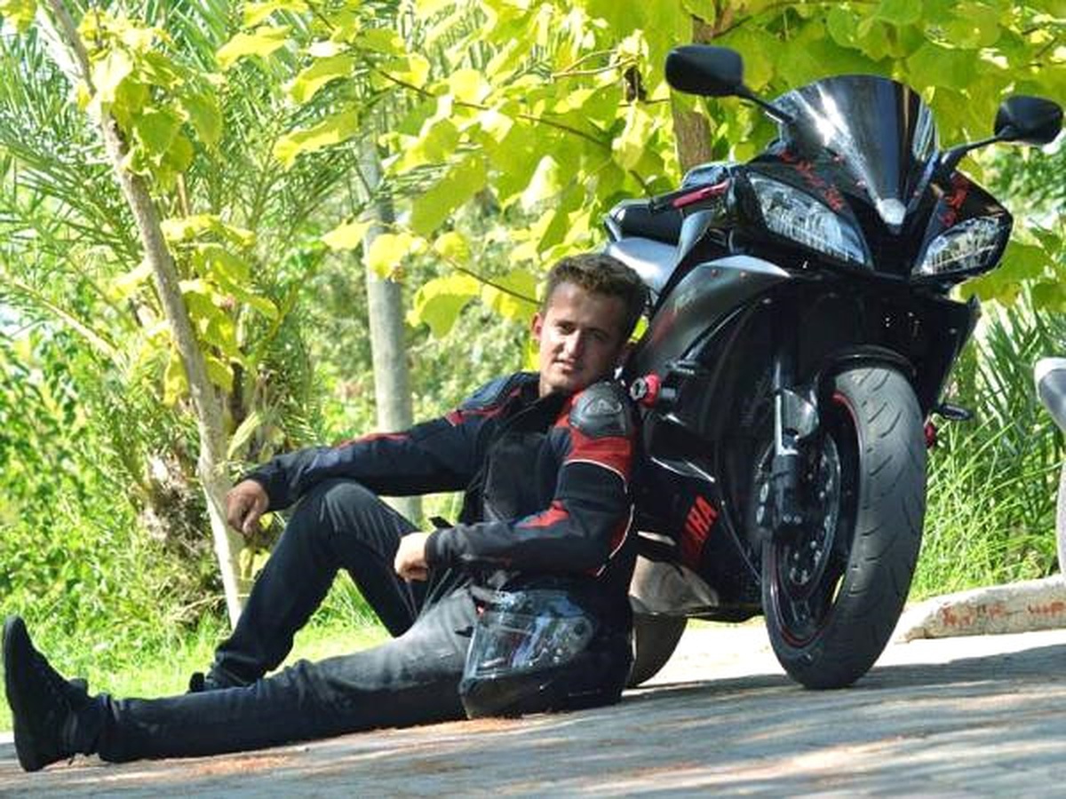 Otomobille Çarpışan Motosikletli Öldü