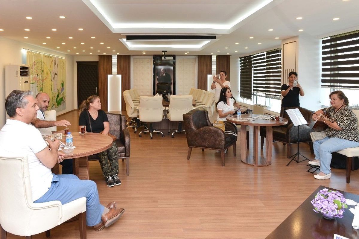 Randevusuz Görüşmede Müzik Ziyafeti