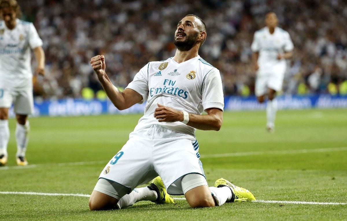 Real Madrid, Benzema\'nın Sözleşmesini 2021 Yılına Kadar Uzattı