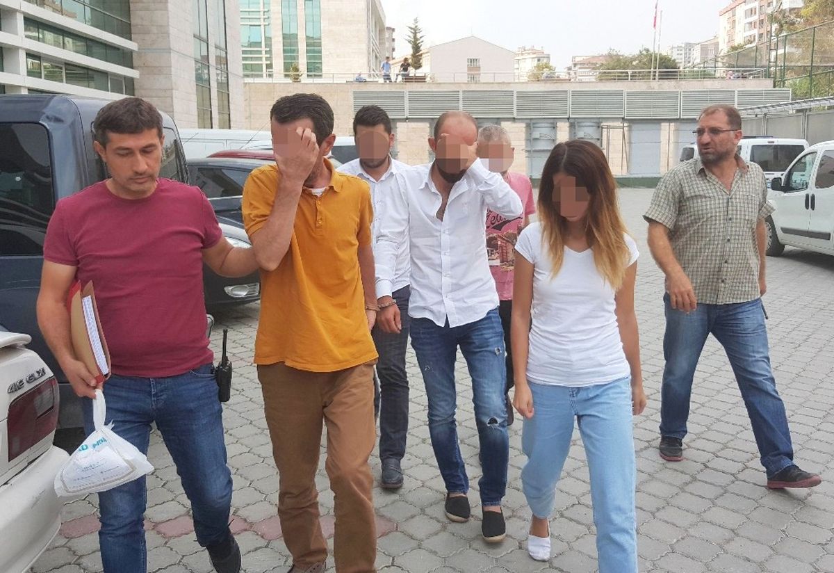 Samsun\'da Dolandırıcılık Operasyonu: 5 Gözaltı