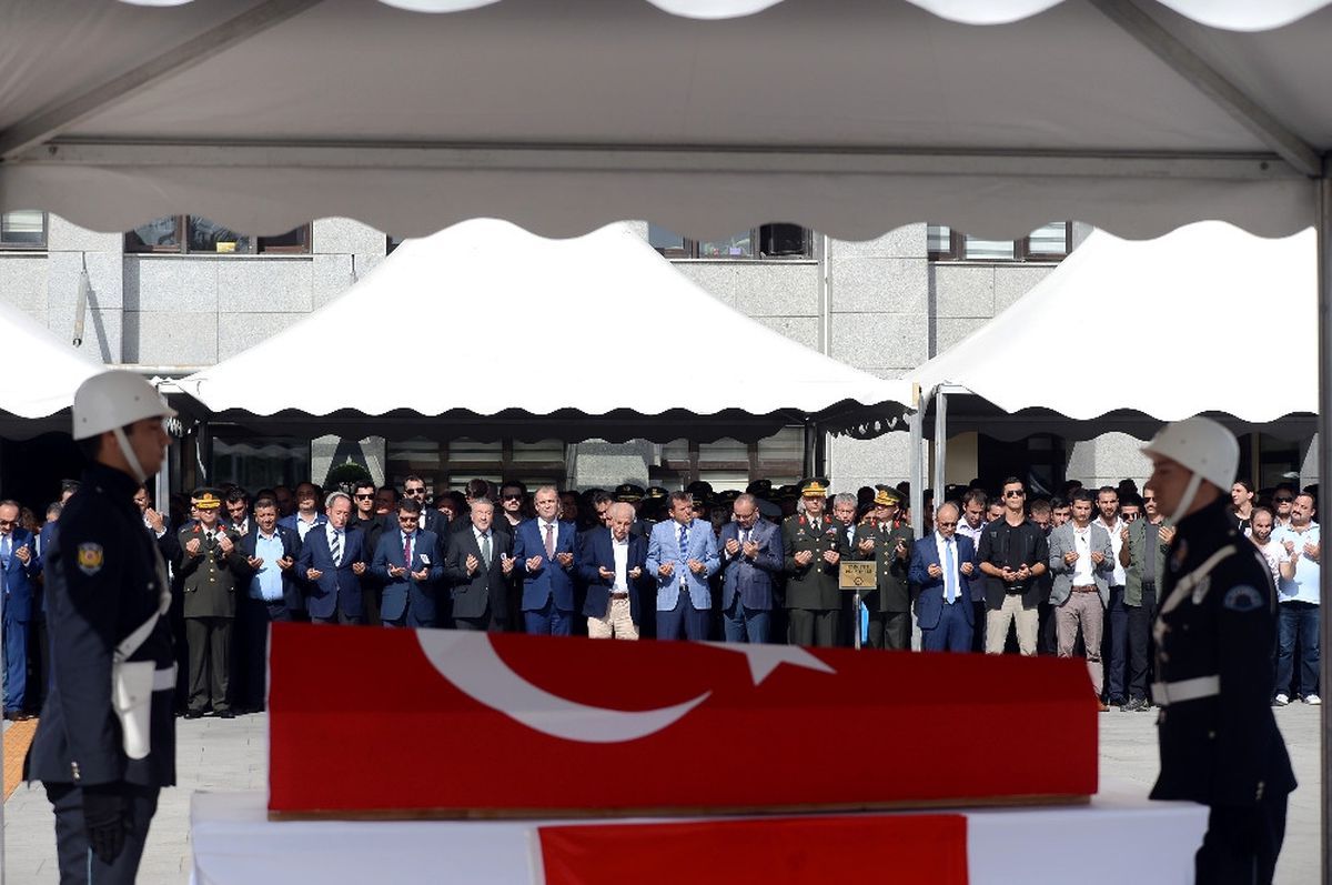 Şehit Polis İçin İstanbul Emniyetinde Tören