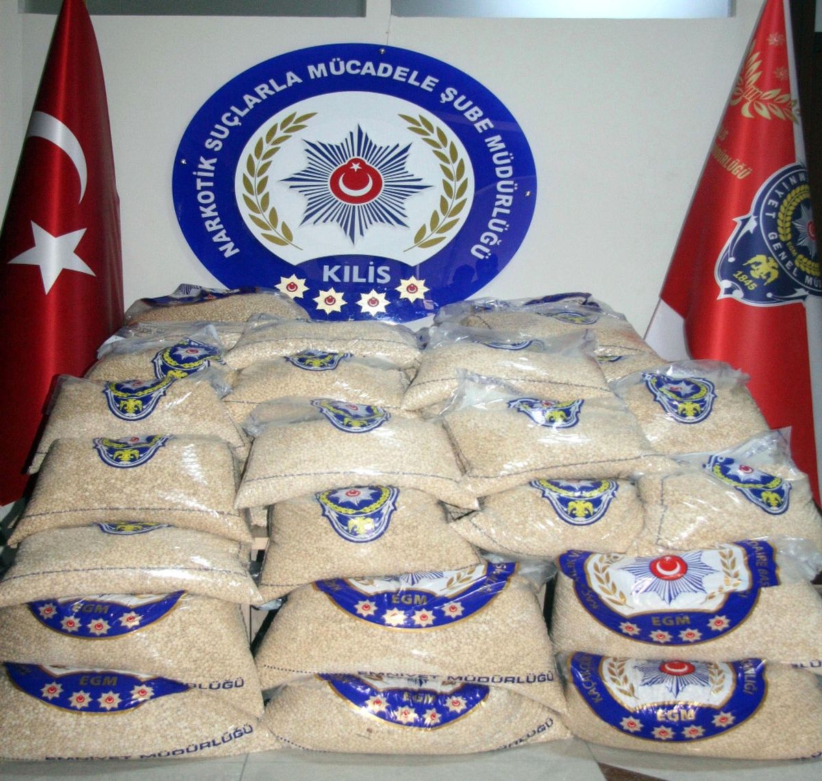 Sınır Kapısında 499 Kilo Uyuşturucu ile Yakalanan Suriyeli Tutuklandı