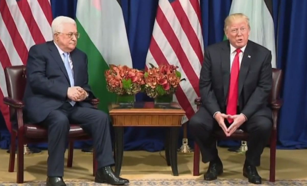Trump, Filistin Devlet Başkanı Abbas ile Görüştü