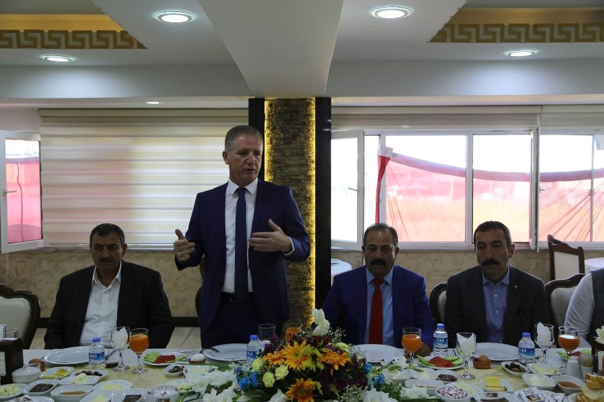 Vali Gül, Gıda Toptancıları Kooperatifi Üyeleri ile Bir Araya Geldi