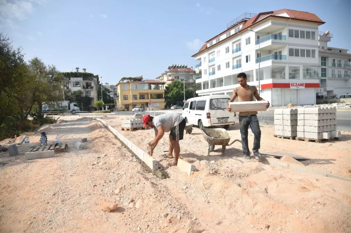 Alanya\'da Kaldırım ve Yol Düzenleme Çalışmaları