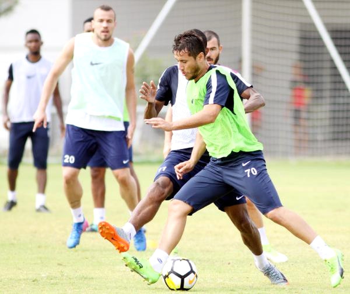 Antalyaspor, Osmanlıspor Hazırlıklarını Sürdürdü