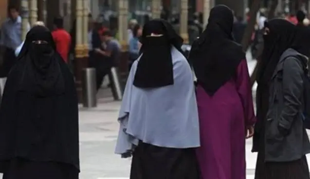 Avusturya da  Burka  Yasa  1 Ekim de Balyor Son 