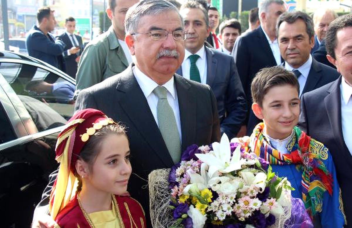 Bakan Yılmaz: Başka Ülkeler Eğitimde Değişiklik Yapınca Normal Karşılanıyor