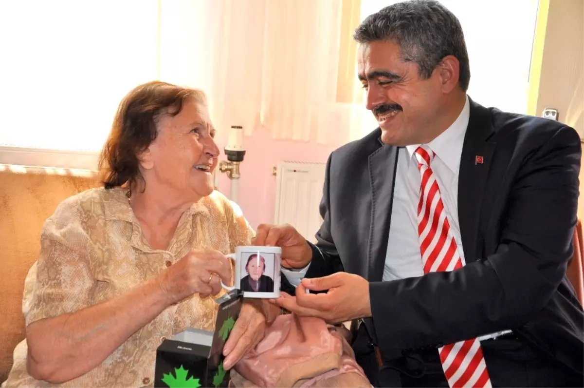 Başkan Haluk Alıcık, Dünya Alzheimer Günü\'nü Unutmadı