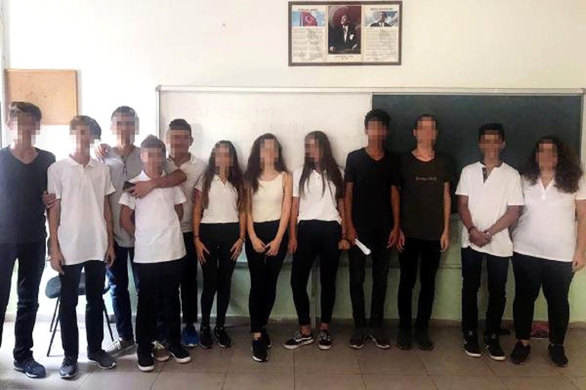 Bodrum\'daki Liselerde Müfredat Protestosu