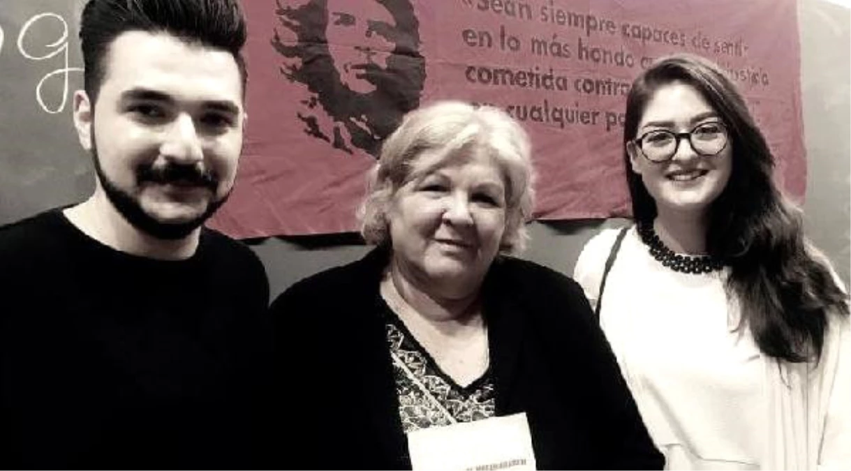 Che Guevara\'nın Kızına "Atatürk Devrimi" Kitabı Hediye Edildi