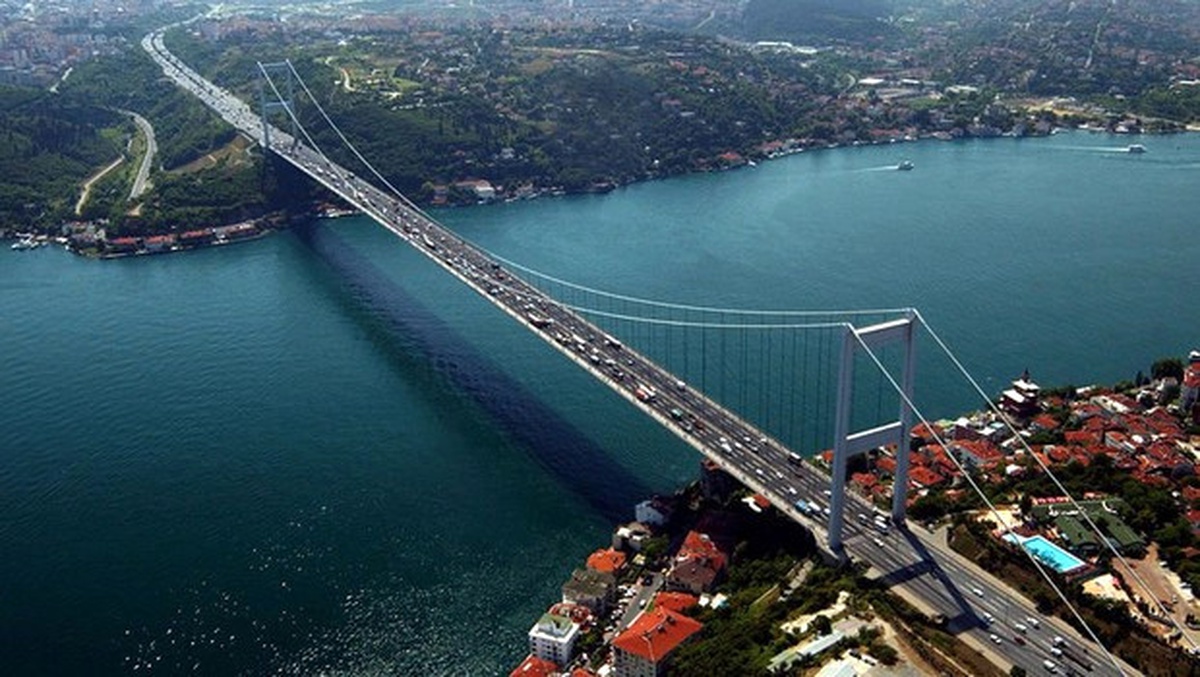 Düzeltme"Valilikten Fsm Köprüsü Açıklaması" Başlıklı Haberimizi Kaynağından Düzenleyerek Yeniden...