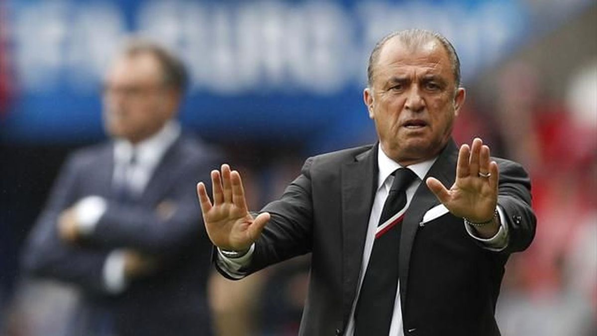Fatih Terim\'e İran Kancası