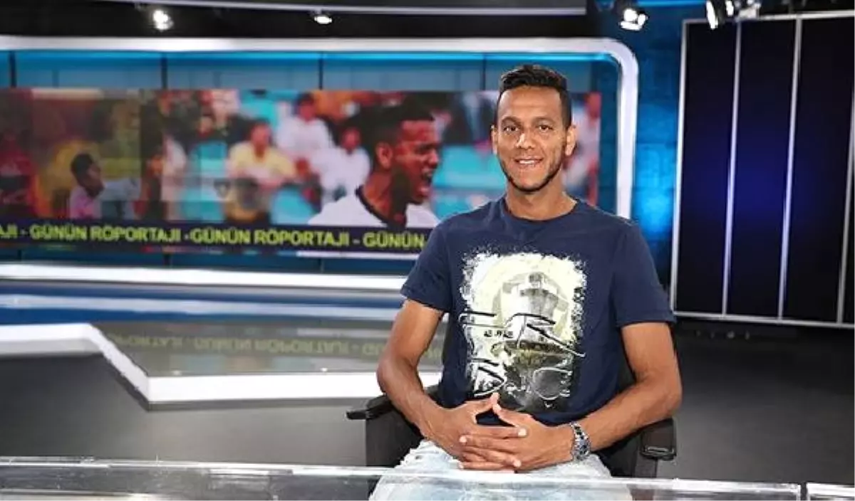 Fenerbahçeli Futbolcu Josef de Souza: "Umuyorum Derbiden Galibiyetle Ayrılırız"