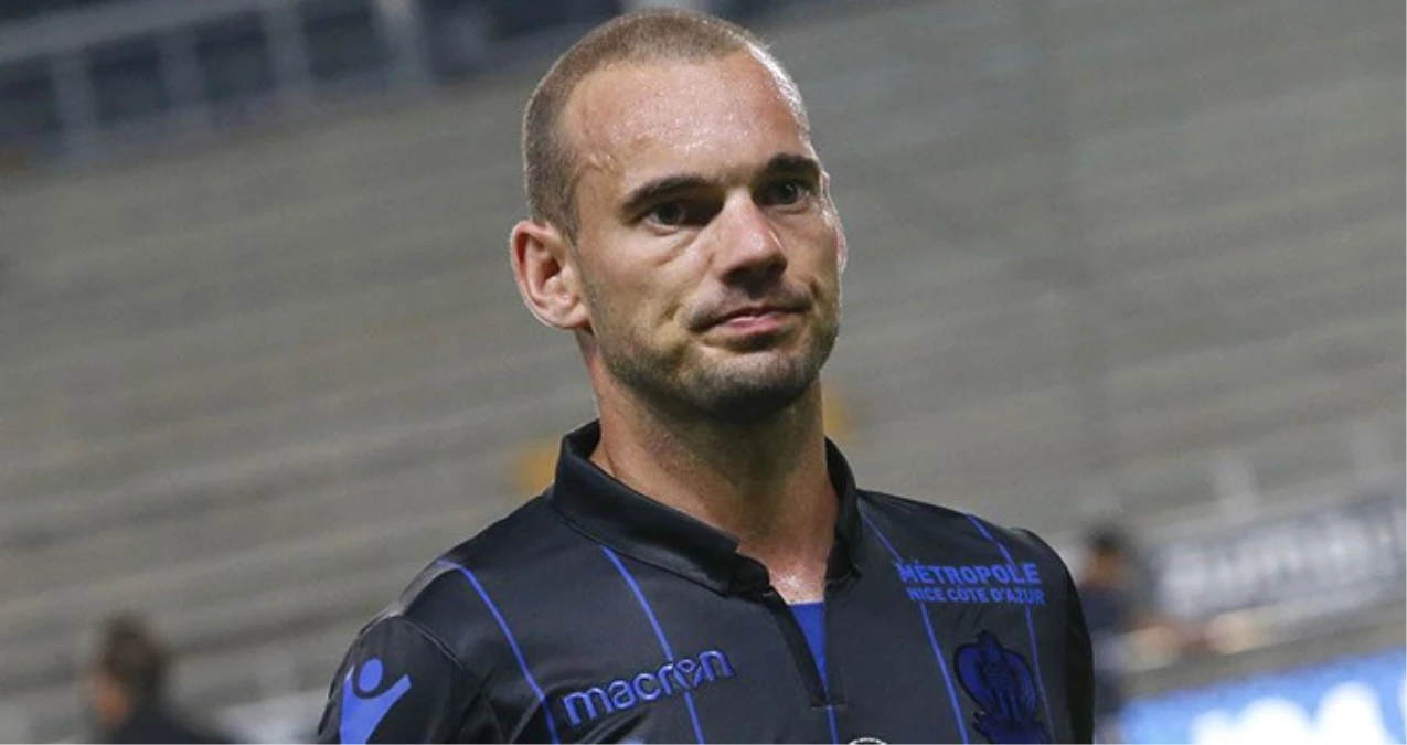 Fransız Basını, Sneijder\'i Hedef Aldı: Fiyasko Transfer