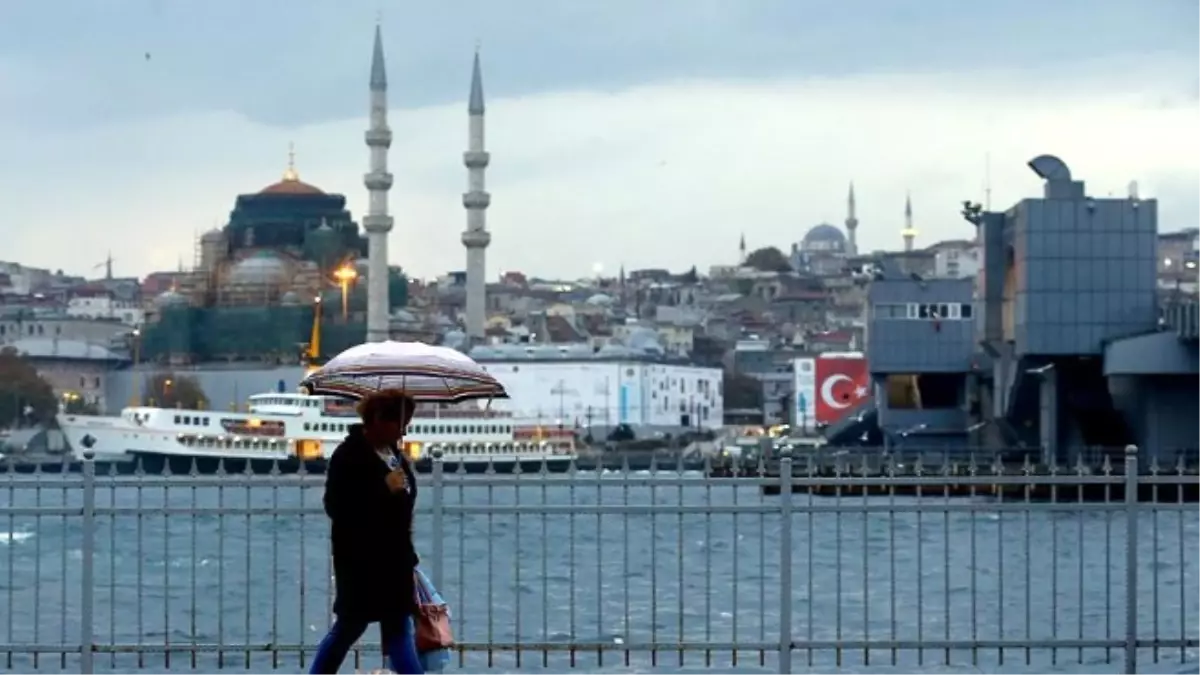 İstanbul İçin Sağanak Bekleniyor